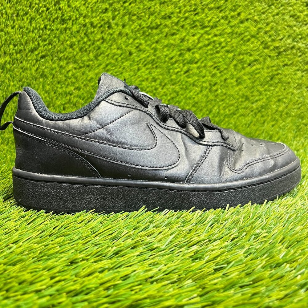 Nike Court Borough Low 2 Boys Size 7Y Black Athletic Lifestyle‎ Shoes Sneakers